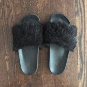 Fluffy black slides